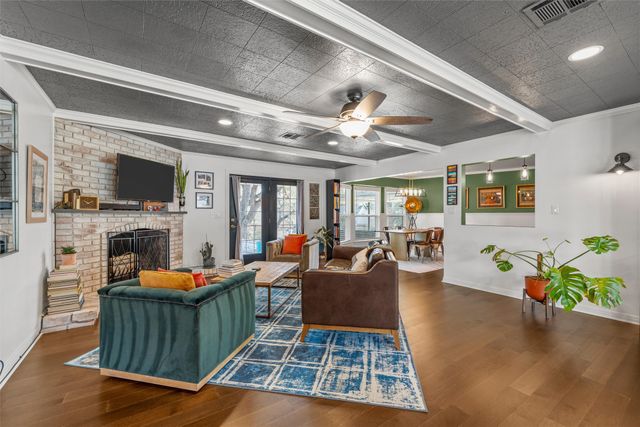 2717 Wooded Acres Drive, Waco, TX 76710