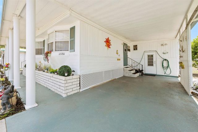12280 FAIRWAY AVENUE, Brooksville, FL 34613