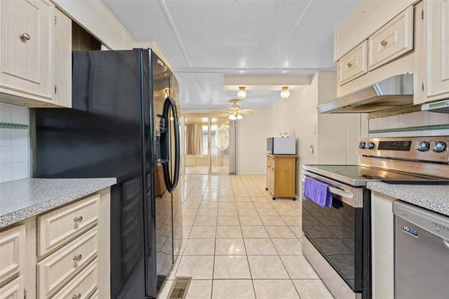 12280 FAIRWAY AVENUE, Brooksville, FL 34613