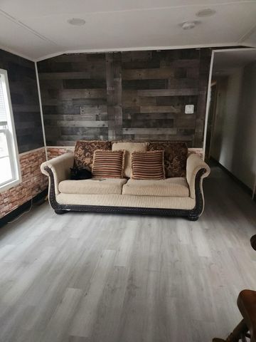 45 Keyes Farm Road, Deering, NH 03244