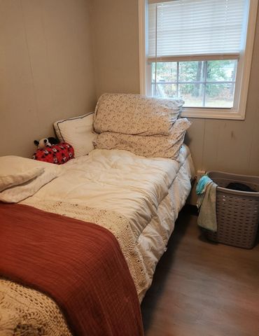 45 Keyes Farm Road, Deering, NH 03244