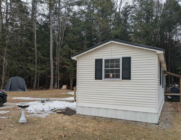 45 Keyes Farm Road, Deering, NH 03244