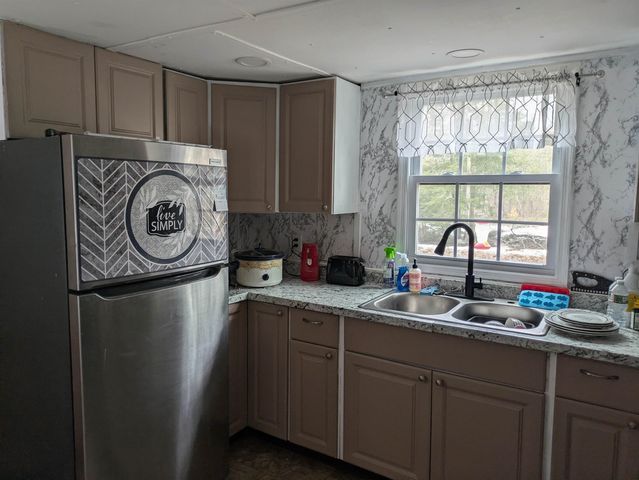 45 Keyes Farm Road, Deering, NH 03244