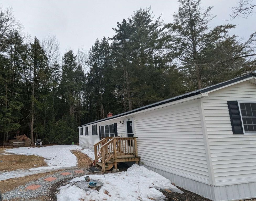 45 Keyes Farm Road, Deering, NH 03244