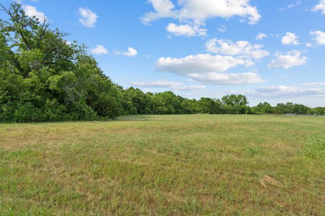 1015 and 1019 Newsom Ranch Way, Azle, TX 76087