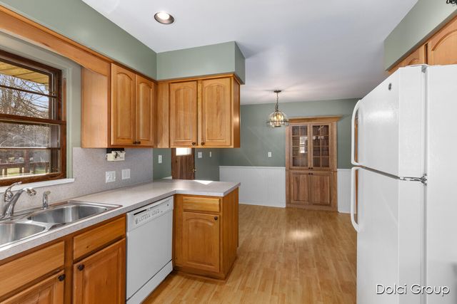 340 Collindale Avenue Sw, City Of Walker, MI 49534