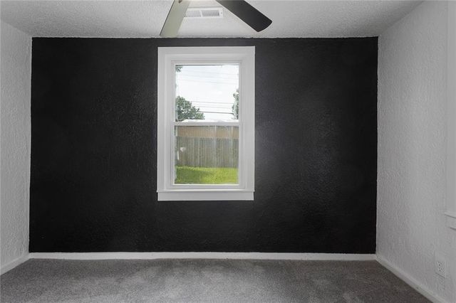 12901 E 61st Street, Kansas City, MO 64133