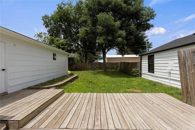 12901 E 61st Street, Kansas City, MO 64133
