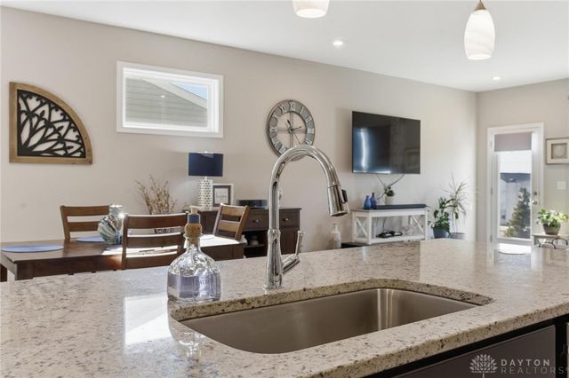 417 Summerlyn Farms Court, Lebanon, OH 45036