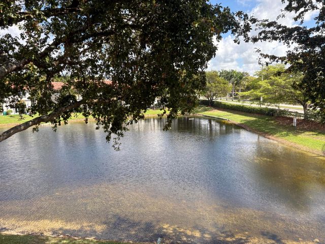 7763 Southampton Terrace 312, Tamarac, FL 33321