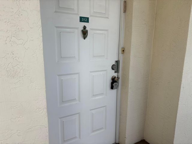 7763 Southampton Terrace 312, Tamarac, FL 33321