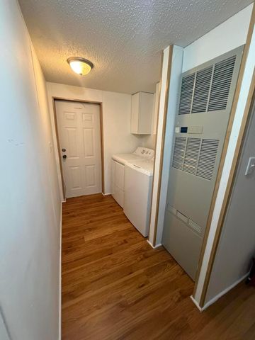 1477 Dove Dr Drive, Columbus, OH 43219