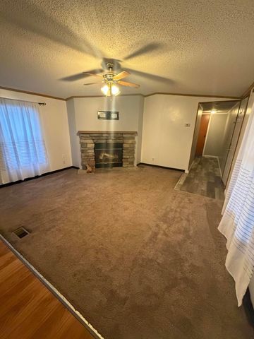 1477 Dove Dr Drive, Columbus, OH 43219