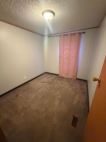 1477 Dove Dr Drive, Columbus, OH 43219