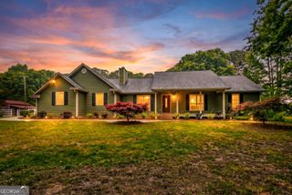 561 Leguin Mill Road, Locust Grove, GA 30248