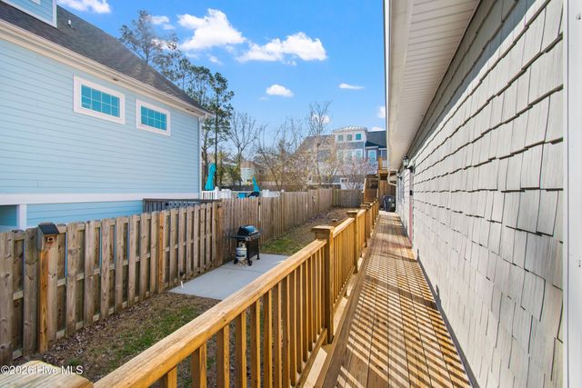 1501 E Yacht Drive, Oak Island, NC 28465