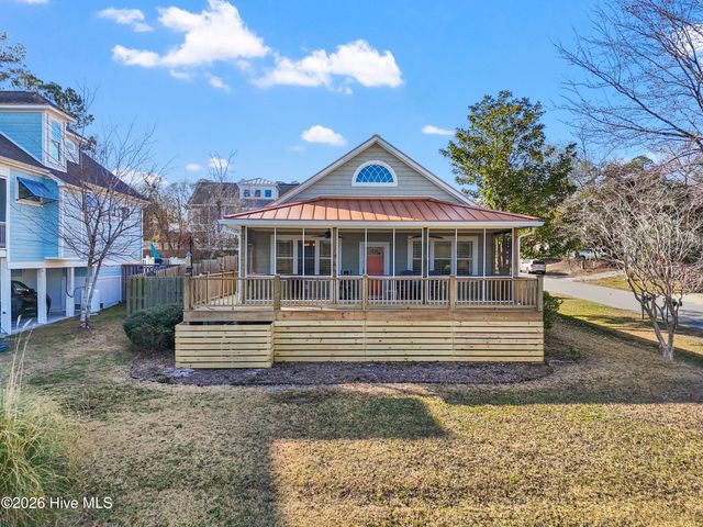 1501 E Yacht Drive, Oak Island, NC 28465