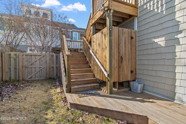 1501 E Yacht Drive, Oak Island, NC 28465