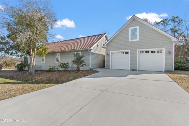 1501 E Yacht Drive, Oak Island, NC 28465