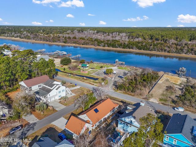 1501 E Yacht Drive, Oak Island, NC 28465