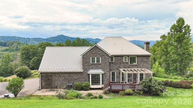235 Petersburg View Drive, Marshall, NC 28753