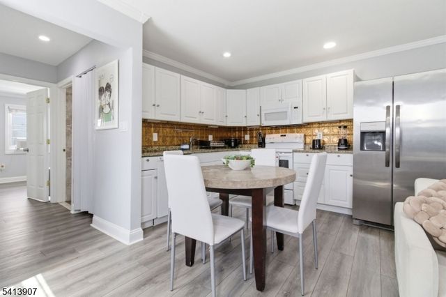 32 Cedar Ave, Elizabeth City, NJ 07202