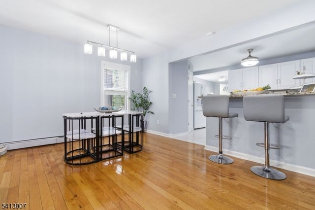 32 Cedar Ave, Elizabeth City, NJ 07202