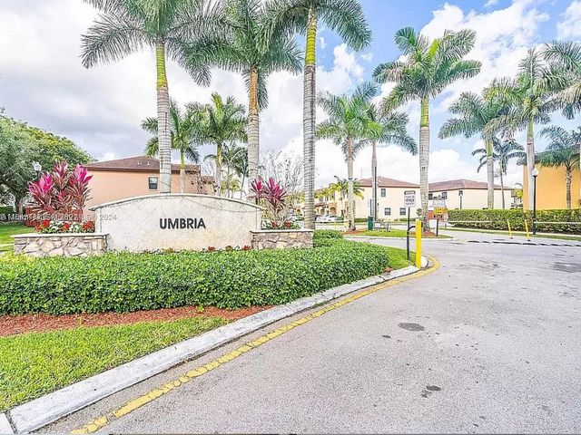 387 NE 37th Ter, Homestead, FL 33033