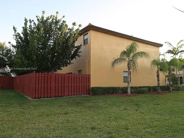 387 NE 37th Ter, Homestead, FL 33033