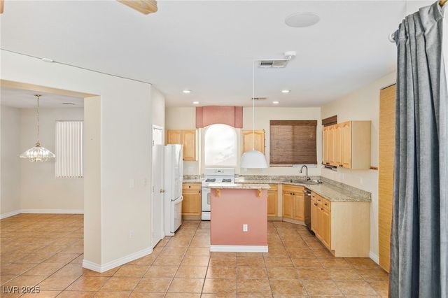 117 Standing Stone Street, Las Vegas, NV 89148