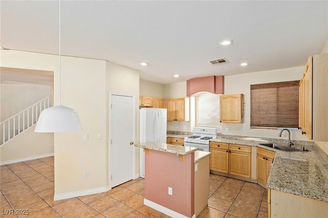 117 Standing Stone Street, Las Vegas, NV 89148