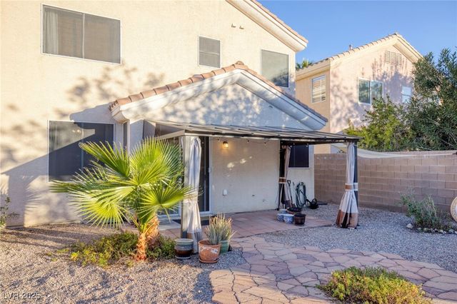 117 Standing Stone Street, Las Vegas, NV 89148