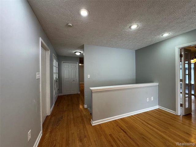 4162 Cypress Drive, Troy, MI 48085