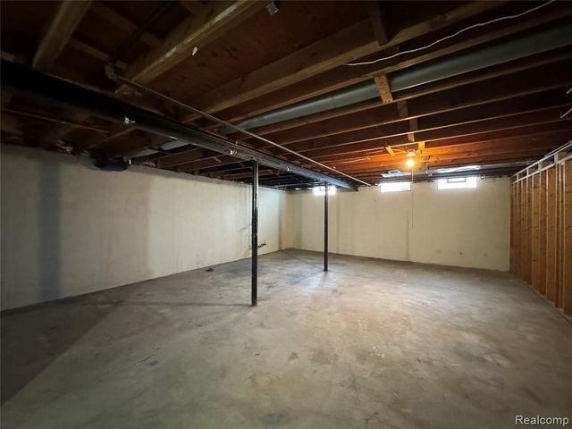 4162 Cypress Drive, Troy, MI 48085