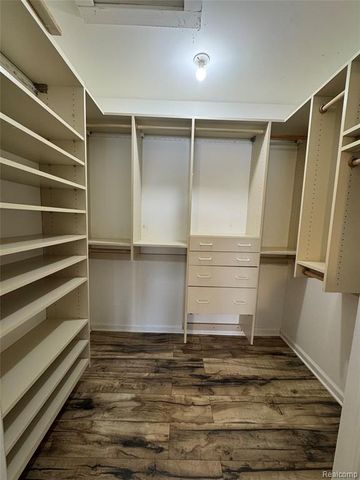 4162 Cypress Drive, Troy, MI 48085