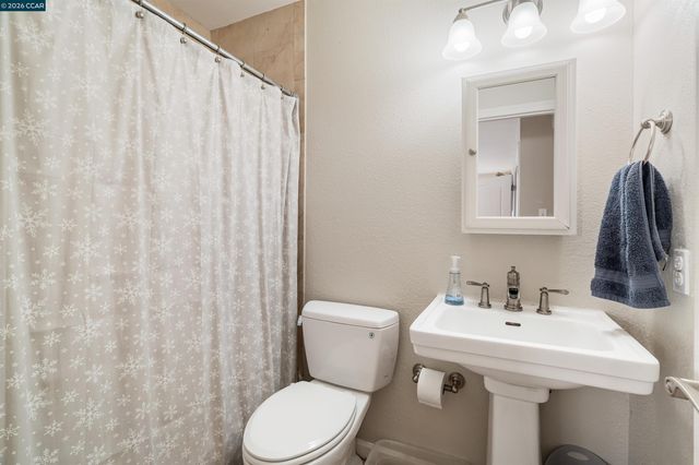 2223 Buena Vista Ave, Walnut Creek, CA 94597