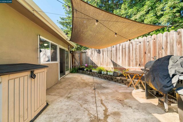 2223 Buena Vista Ave, Walnut Creek, CA 94597