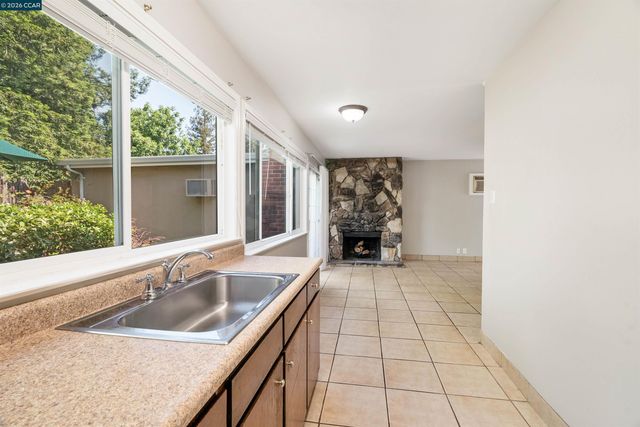 2223 Buena Vista Ave, Walnut Creek, CA 94597