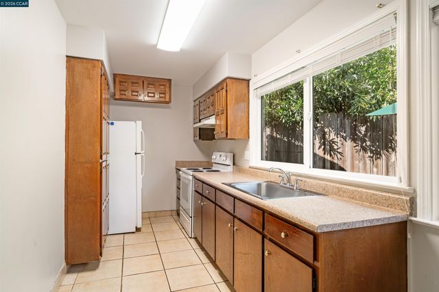 2223 Buena Vista Ave, Walnut Creek, CA 94597