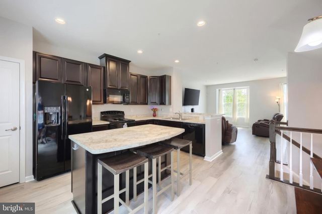 26 S CENTER ST, Hanover, PA 17331