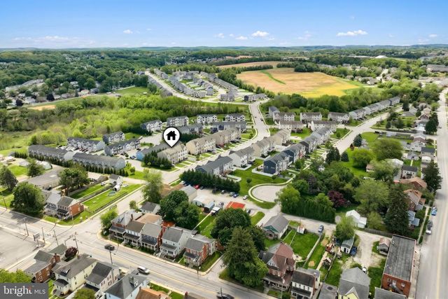 26 S CENTER ST, Hanover, PA 17331