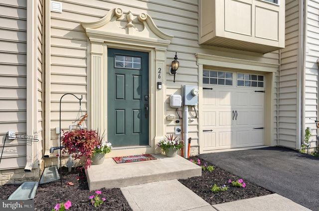 26 S CENTER ST, Hanover, PA 17331