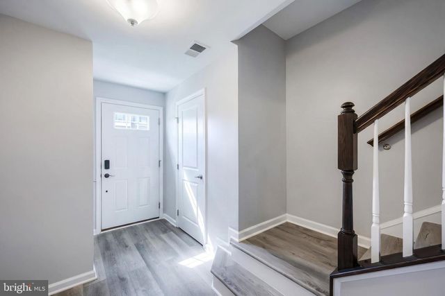 26 S CENTER ST, Hanover, PA 17331