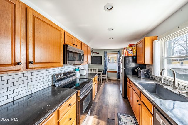 120 Danforth Avenue, Middleburgh, NY 12122