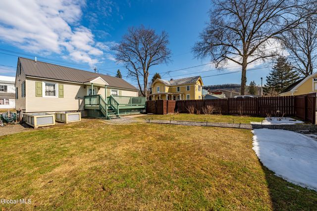 120 Danforth Avenue, Middleburgh, NY 12122