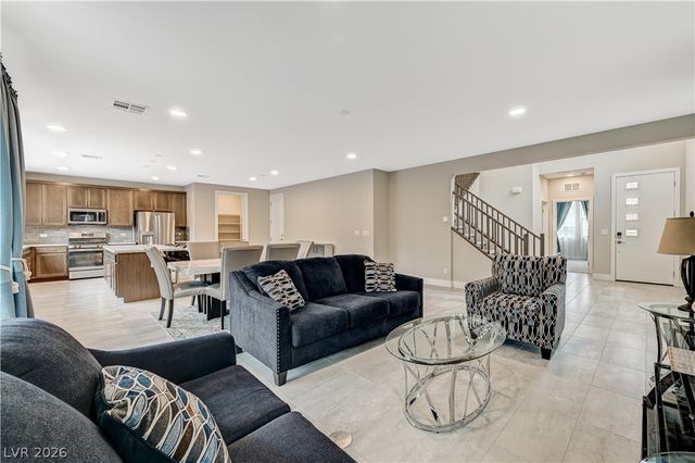 6853 Desert Finch Street, North Las Vegas, NV 89084