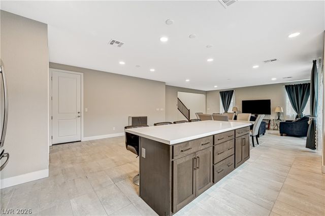 6853 Desert Finch Street, North Las Vegas, NV 89084