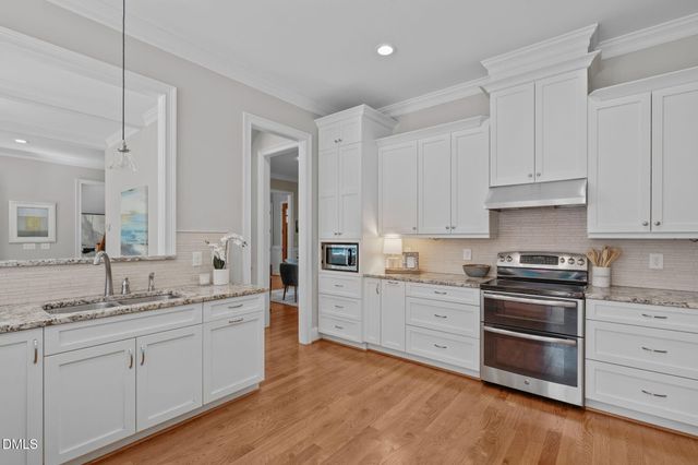 5005 Cedar Glen Court, Apex, NC 27539