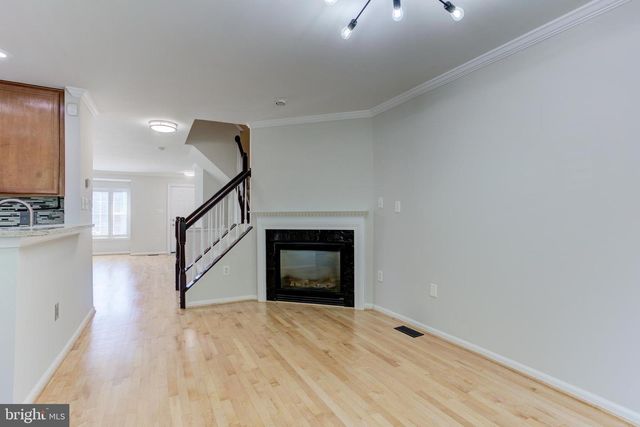3380 VINELAND PL, Dumfries, VA 22026