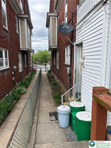 1546 West CHEW Street, Allentown City, PA 18102
